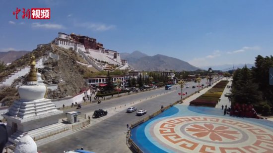 <em>西藏拉萨</em>：旅游市场迎旺季