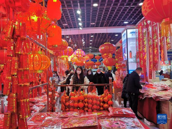 新春走基层丨消费回暖 年味渐浓——武汉年货市场见闻