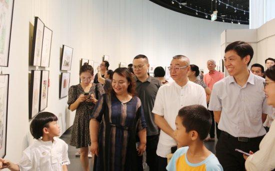 首届“广西少儿美术双年展”在南宁举办