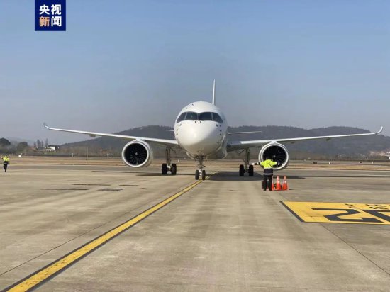 全球首架C919国产客机兔年首飞，加速检验全流程运行能力