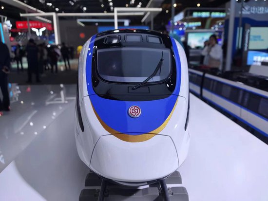 2024中国品牌日 | 长客造！国内首款市域C型列车亮相中国中车...