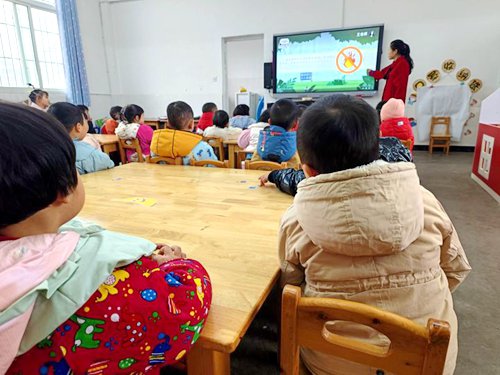 宜宾市叙州区观音镇中心幼儿园开展“开学第一课”主题活动