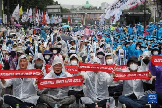 韩国首尔爆发大规模反美集会！参加者要求“解散韩美同盟，撤走...