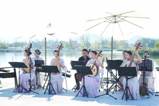 2022杭州国际音乐节阳陂湖草坪音乐会精彩上演！