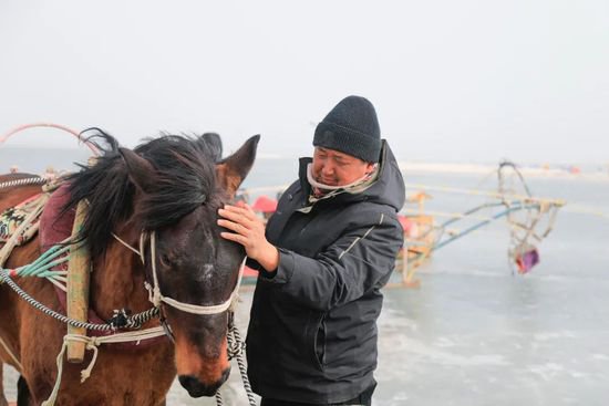 新疆博湖：“<em>借雪</em>”生金 冰雪旅游季成为“增收季”