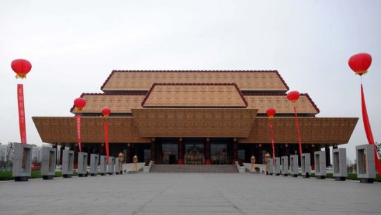 中国文字博物馆似“墉”字初形，“墉”字本义是城还是夯土部件...