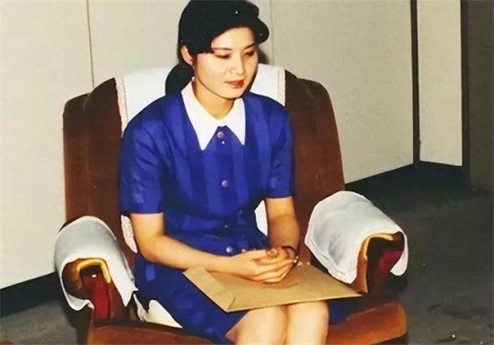 朝鲜女特工：我吃得比高干好，教官要我有随时与外国人结婚的...
