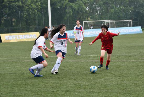 全国青少年校园足球联赛大学女子校园组总决赛在梧州开赛