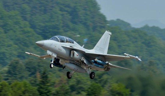韩国单座FA-50<em>轻型</em>攻击机将提升30%航程