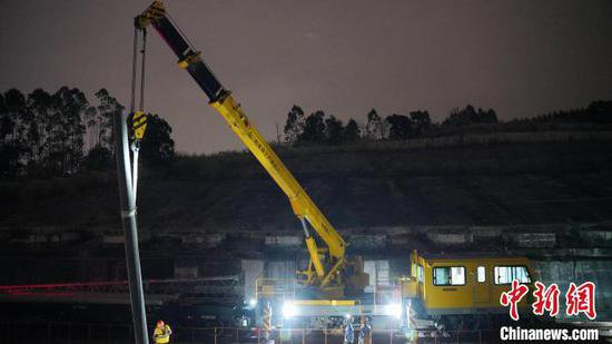 柳州铁路枢纽扩能改造施工 提升西部陆海新通道运力