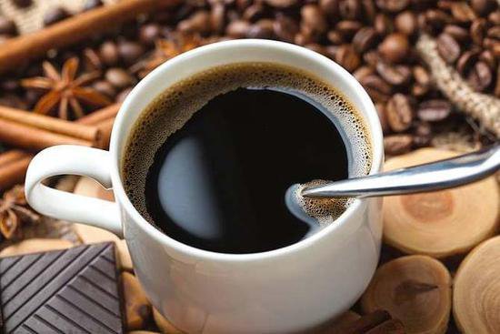<em>喝咖啡减肥</em>到底靠不靠谱？咖啡对肠胃蠕动有帮助作用