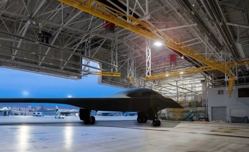 诺格<em>公司</em>正在制造两架B-21轰炸机