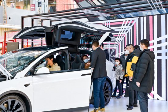 <em>特斯拉</em>Model X Plaid亮相<em>北京</em> 一睹“地表最强SUV”风采