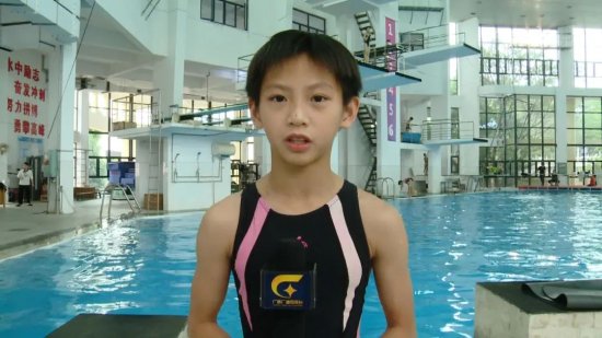 火遍全网上演“水花消失术”的柳州9岁<em>女孩</em>，找到了！
