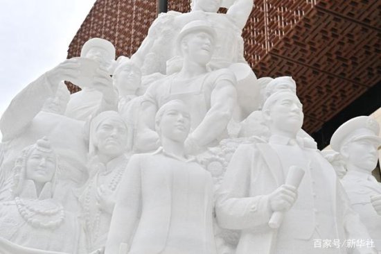 独家揭秘！中国共产党历史展览馆五组艺术雕塑的细节<em>和寓意</em>！