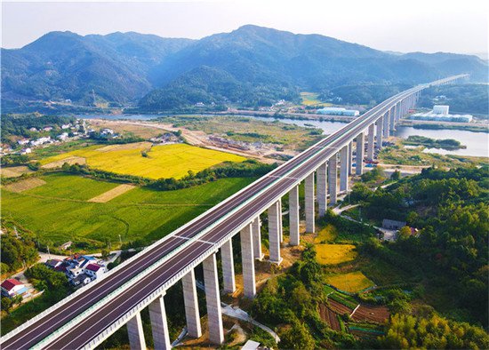 无为至岳西高速今日建成通车 沪武高速实现安徽境内全线贯通