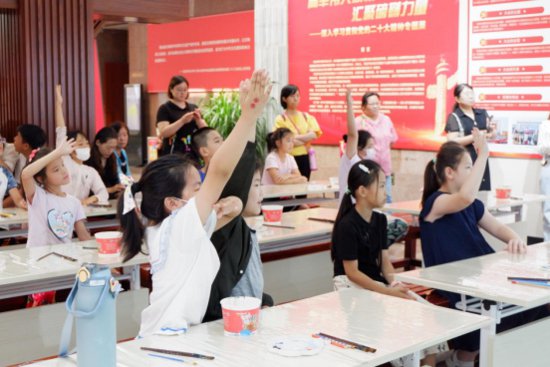 机械学院“萌娃寻迹队”赴济南市博物馆开展青铜器纹样教学活动