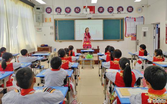 <em>迪庆</em>州多举措推动教育事业高质量发展