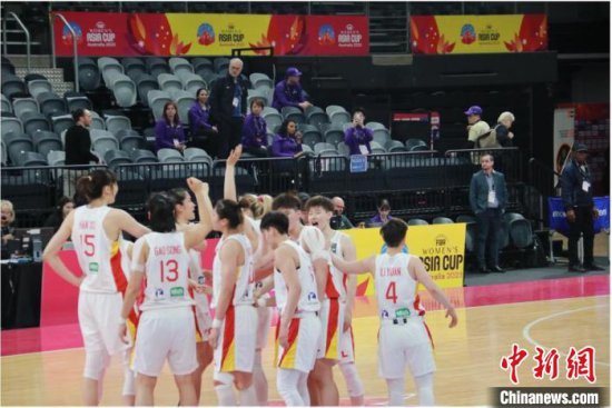 亚洲杯女篮悉尼开赛 中国队首日稳胜黎巴嫩