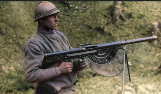 美国<em>崇洋媚外的</em>时期，采购法国绍沙M1915型轻机枪的悲剧