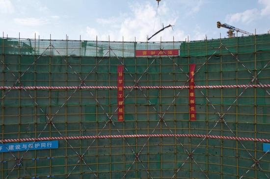 孟州市第一人民医院<em>新建项目</em>2栋主要单体主体结构封顶