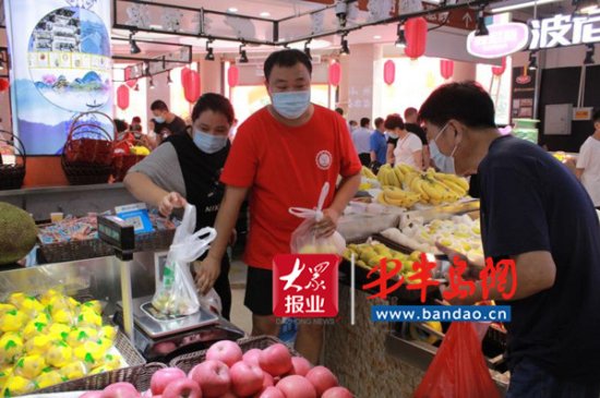 胶州市场中心：让居民把“幸福”装进“菜篮子”