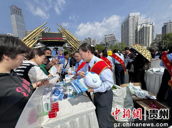 贵阳市举行第33个全国税收宣传月启动仪式