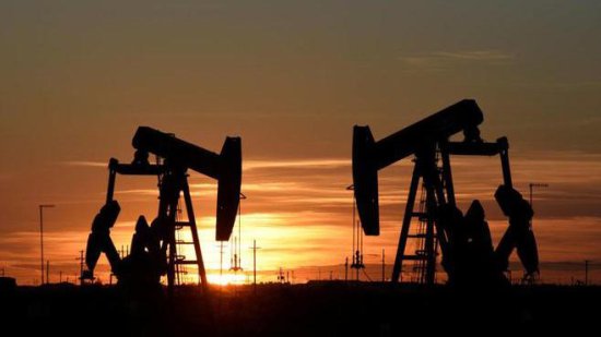减产致国际油价飙升，石化企业称公司产品价格有较大概率调涨