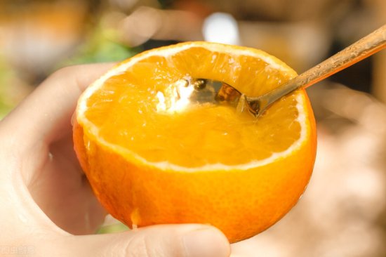 吃橘子有<em>2个禁忌</em>，一个伤肝一个伤胃！很多人都不知道