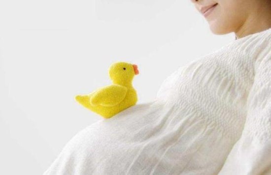 孕期吃鹅蛋有用吗？若你还没<em>到怀孕</em>8个月，看完或许更受益！