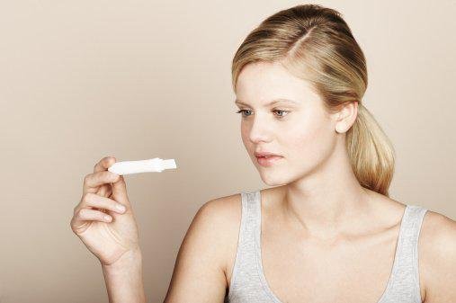 怀孕 避孕/也许是尿液比较容易获得的缘故，人们一直致力于用检查尿液的...