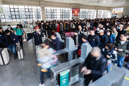 清明假期<em>北京西站</em>预计发送旅客72.4万人
