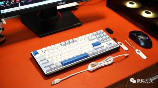 兼顾颜值和实用 杜伽K620W可能是一把<em>适合做</em>生产力的全能键盘