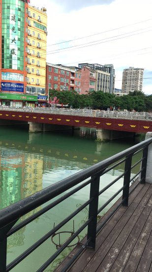 民政部门回应福建漳州三大桥被删“大”字：当时未经审批