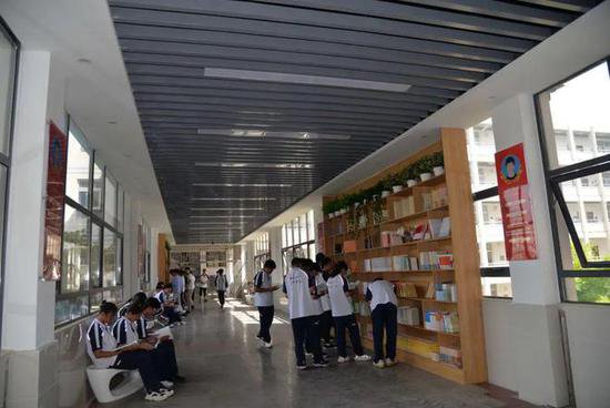 喜报 | 黄冈中学获评全省“书香校园”