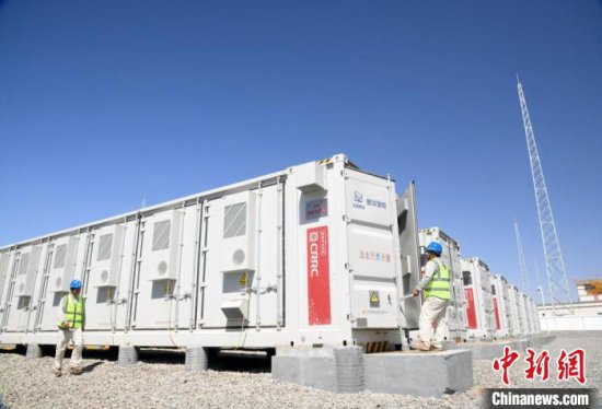 新疆<em>喀什光伏</em>装机容量连年攀升 总容量达到368.43万千瓦