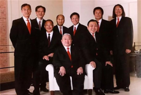 香港的这些“叔”<em>字辈</em>大咖：邵逸夫地位最高，林正英年龄最小