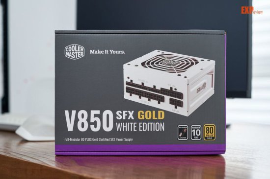 <em>手掌上的</em>白色精灵，酷冷至尊V850 SFX GOLD白色版电源图赏
