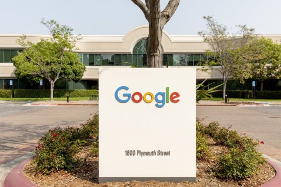 <em>谷歌回应反垄断</em>诉讼：我们比苹果更开放