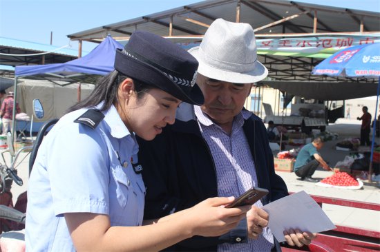 新疆和硕县公安局：加强宣传 织密全民“反诈网”