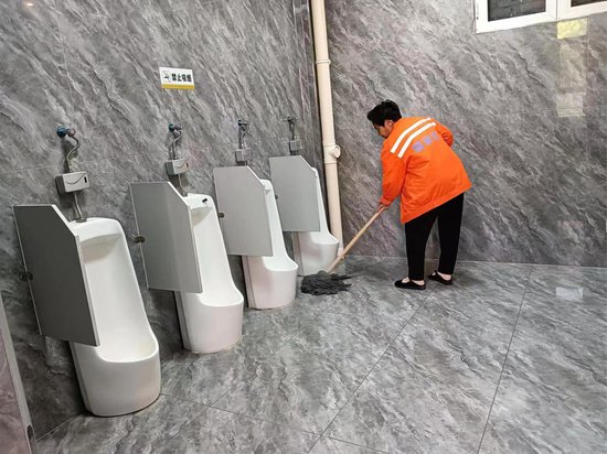 河北<em>安国</em>：强监管多措并举 做好公厕日常保洁