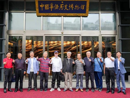 钟开天500米长卷中国画《郑和下西洋》首展落地北京