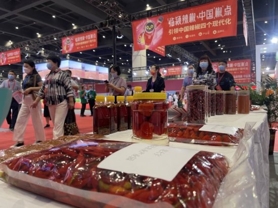中国辣椒占世界辣椒规模40％左右，辣椒种子企业超过1000家