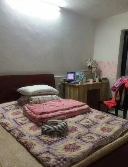 <em>上海租房</em>，16平米带卫生间的单间，一个<em>月</em>2500元房租贵吗？