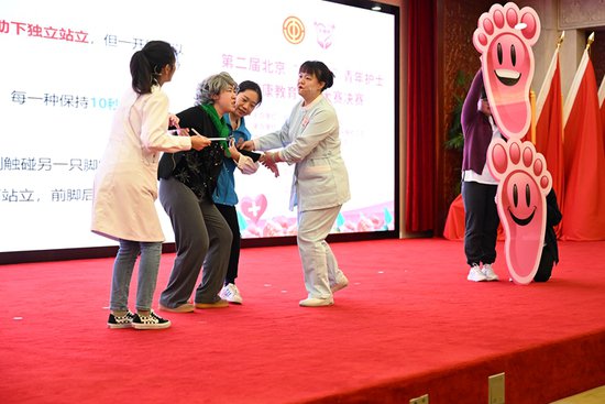 <em>医学</em>科普大比拼，北京青年护士<em>用</em>创意展演传播健康理念