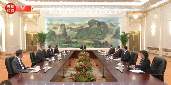 独家视频丨习近平会见美国国务卿：中美双方应该彼此成就 而不是...