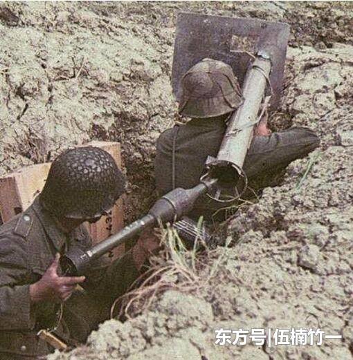巴祖卡 坦克/当德军部队在非洲缴获了美军的巴祖卡火箭筒，他们发现自己一直...
