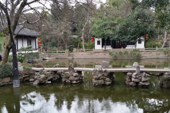 上海又一公园走红，四园各个不输苏州，因一文钱成青浦后花园