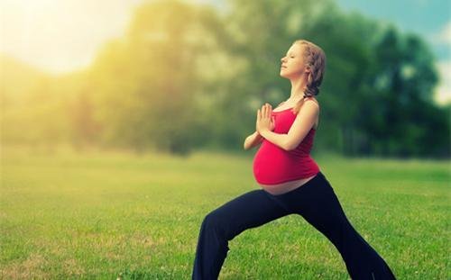 孕妈有个小动作，易致胎儿缺氧，孕28<em>周</em>后常做，还可能加剧<em>便秘</em>