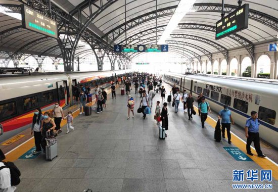 <em>汉宜</em>铁路“大站快车”改造升级 增设商务座席